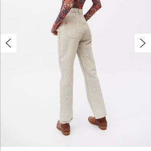 BDG Issa High Waisted Cowboy Jean - Beige Denim